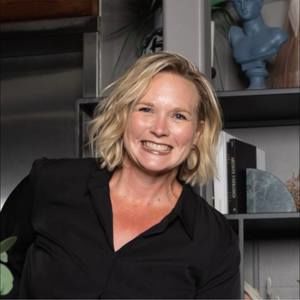 Meet your Posher, Carrie